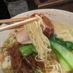 Ramen Nakanaka - 麺