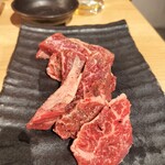 炭火焼肉 吟の牛 - 