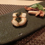 しるく屋 - 下田産スルメイカ＆北海道産ホタテ