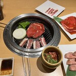 焼肉 きんぐ - 