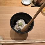Sushi Mino - 鱈の白子　ほんのり温かく少量のご飯が隠れている