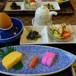 国民宿舎 あいお荘 - 玉子焼き、明太子、蒲鉾など