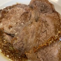 リストランテ エスト - Pranzo B メインランチコース（税込 2,200円）評価＝◎：特選豚の炭火焼き