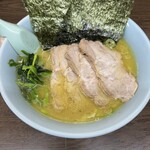 とんぱた亭 - チャーシュー麺（並）950円