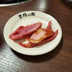 黒豚の館 - 
