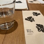 ディック・ブルーナ テーブル - 
