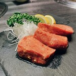 YAKINIKU 八山牛 - 