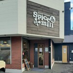 Spice&mill - 駐車スペースはお店前に4台分あります