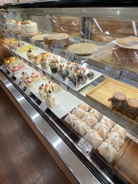 Patisserie Lisbon Higashitoyonaka Ten photo 2