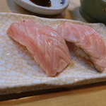 つかさ鮓 - ＜２０１３年１１月＞炙りサーモン。イワシと平目の写真が無い。。。