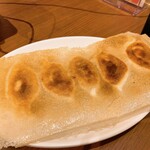 Nihao - 餃子単品。中華街の餃子にちかい皮のぷるぷる感。水餃子がおいしいかもと感じました。餃子だけ食べて帰るのがいいのかも？