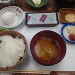 一里野高原ホテル ろあん - 野菜たっぷりお味噌汁ってメニューにありましたが、そんなには、、、
