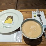 MARLOWE BROTHERS COFFEE - とりわけ皿とコーヒー