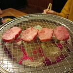 七輪焼肉 楽しいら - 