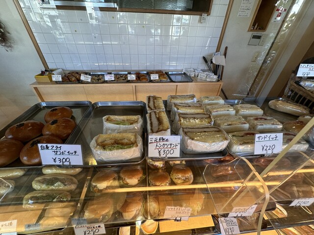 Mitaka Maruju Bakery photo 4