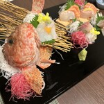 緑水亭 勝浦別館 翠海 - カサゴのお造りが鎮座してます