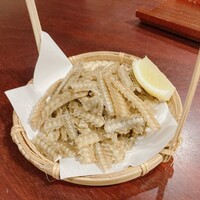 炭焼うな富士 白壁別邸 - うなぎの骨せんべい　880円