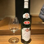 アカ - 白ワイン　アルバリーニョ