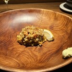 アカ - 間人の香箱蟹のパエリア　山椒の実が入ったアーリオオーリーオソース　途中からアヒージョのオイルを垂らして