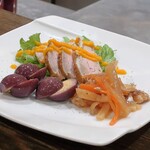 トリワイン ＰＩＫＯＳＨＨＨＵ - 前菜３種盛り合わせ