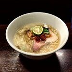 Menya Rurikakesu - 限定商品　あさりと真鯛の塩そば　限定トッピング　枝豆と山椒のワンタン