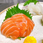 Assortment of 3 types of sashimi