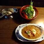 レストラン望羊蹄 - サラダとオニオングラタンスープ