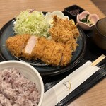 Tonkatsu Datekatsu - 