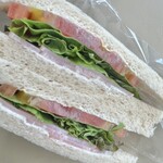 パパサンドのお店 はとぽ - BLT
