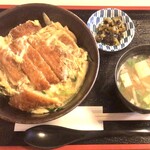 ヒサゴ屋食堂 - カツ丼味噌汁付き
