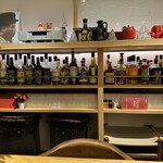 レストラン ママ - 店内はジャズのBGM