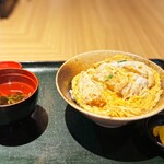 ラム新YOKOHAMA - ランチ かつ丼