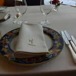 フレンチレストラン ミクニ サッポロ - ２０２３年１１月１９日のテーブルセット