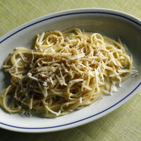 スリランカ産 黒胡椒と島胡椒ピパーチのカチョ・エ・ぺぺ