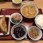 新居浜昭和通り食堂 - 