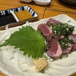 博多一口餃子アッカン - 和牛ハツ刺炙り