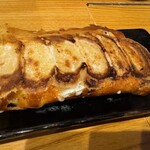 博多一口餃子アッカン - ポテサラチーズ餃子