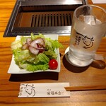 Niku No Higuchi Chokuei Yakiniku Yasufuku - 安福特製サラダ