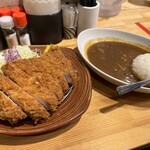 とんかつ檍のカレー屋 いっぺこっぺ - 