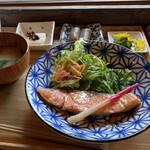Niwato Bungaku - 魚の塩焼き定食