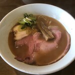 拉麺太极 - 鶏鰹800円税込。鶏の旨みと醤油が旨い！鰹は下支えですが後味は鰹！