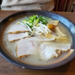 ラーメンばか馬 - 料理写真:チャシューメン