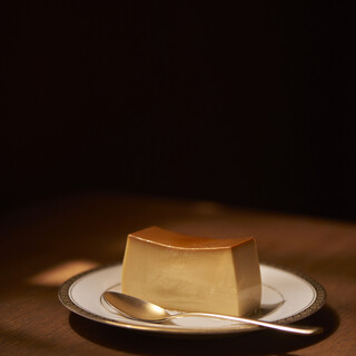 なめらかな濃厚プリンや、トロッとチーズがたまらないドリア