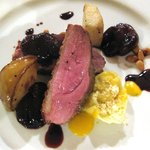 リストランテ ヴァレンティーノ - (09/9夜)仏産バルバリー種鴨胸肉のロースト　赤ワインと巨峰のソースで