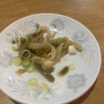 渤海飯店 - 料理写真:ザーサイ（食べかけ）