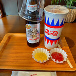 クアアイナ さいたま新都心店 - 最初にドリンクが提供されます