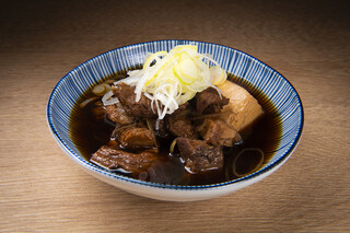 Izakaya Shim Machi - 名物 牛すじ煮込み