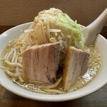 Menya Joutarou - 【2023.11.20(月)】山盛りラーメン承太郎（並盛・300g・ニンニク抜き）920円→500円