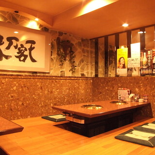For meals and banquets ◎ Open until late at night [equipped with sunken kotatsu]