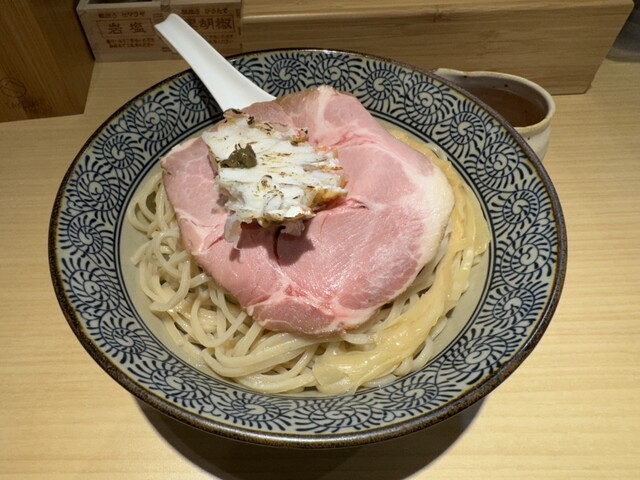 鴨と蟹 中華そば 猿 調布駅 ラーメン>